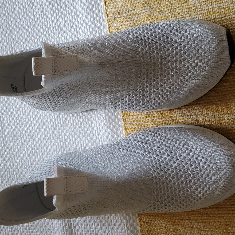 White slip-on woman sneaker - Picture 2 of 6